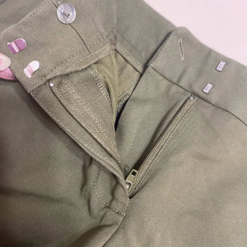 Vince Camuto Olive Green Shorts Career Casual Pockets Size‎ 0